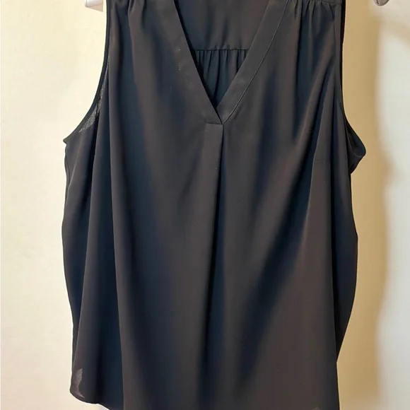 Plus Size Evri Black Sleeveless Top - Picture 3 of 3